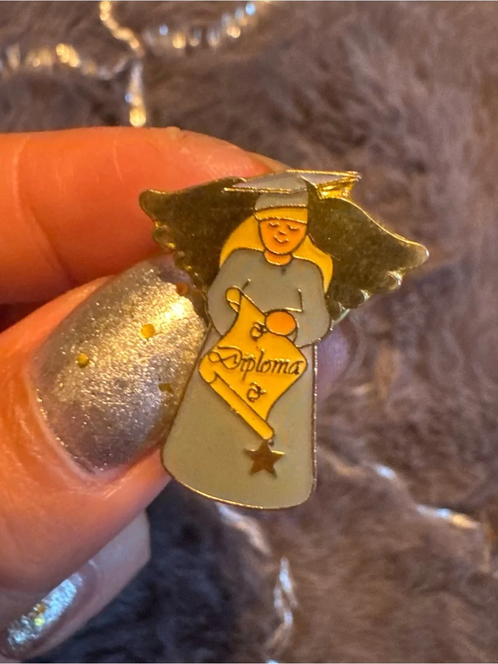 Graduation Gold Tone Angel Pin Vintage Grad Gift Memorial‎ Gift